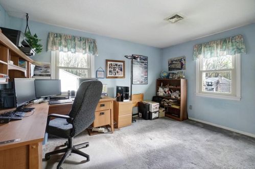 11 Timber Trl, Milford CT  06460-8616 exterior