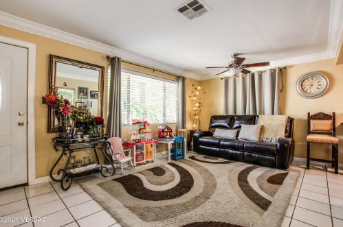 3132 Geronimo Ave, Tucson, AZ 85705-3972