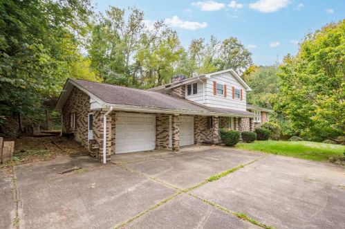 10 Route 917, Scenery Hill, PA 15360-1504