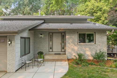7400 Candlewood Dr, Minneapolis, MN 55445-2506