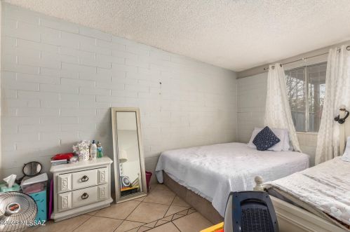 3643 33rd St, Tucson AZ  85713-4210 exterior