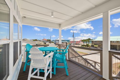 765 Gorrie Dr, Saint George Island FL  32328-2912 exterior