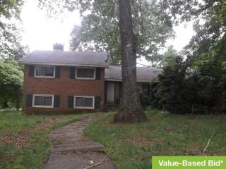 1208 Greenwood Dr, Burlington, NC 27217-8005
