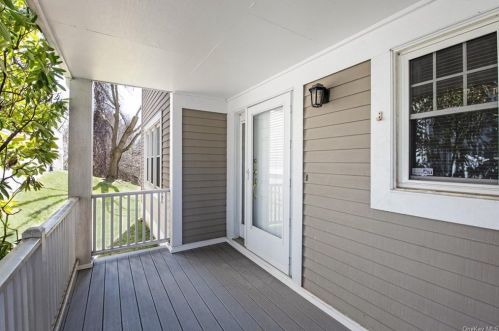 26 Brookridge Ct, Rye Brook, NY 10573-3436