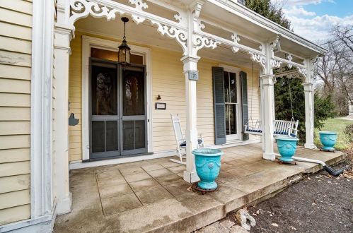731 Brooks Ave, Cincinnati, OH 45215-2641