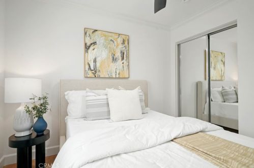 8 Nautical Mile Dr, Newport Beach CA  92663-2784 exterior