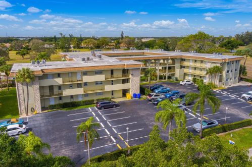5701 2nd Ave, Boca Raton, FL 33487-3836