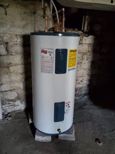 2967 State St, New Castle PA  16101-8649 exterior