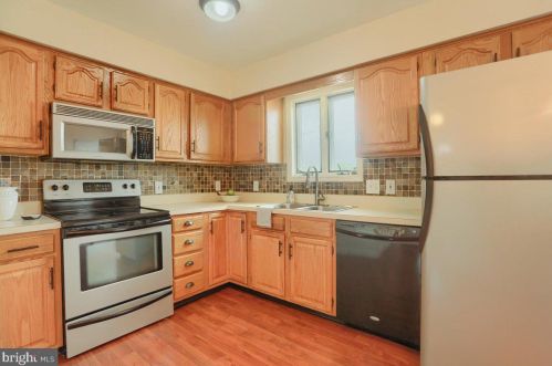 105 Long Ln, York Haven, PA
