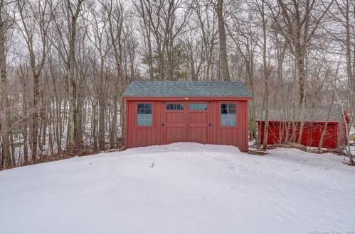 14 Farm Ridge Rd, Unionville CT  06013-2018 exterior