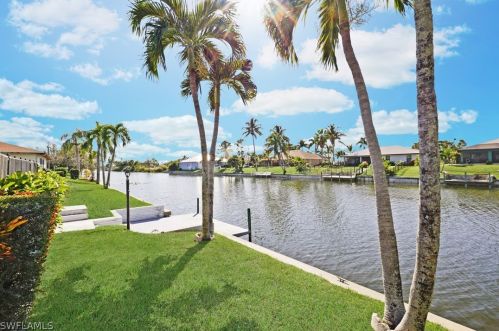 1414 6 Ave, Cape Coral FL  33909-0013 exterior