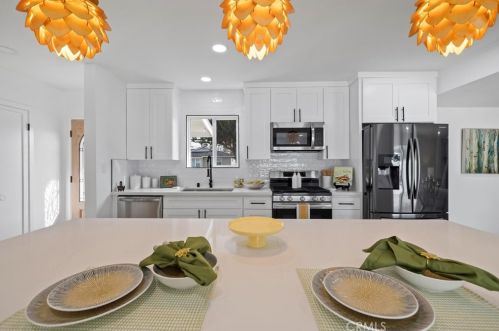 17833 Balfern Ave, Bellflower CA  90706-7154 exterior