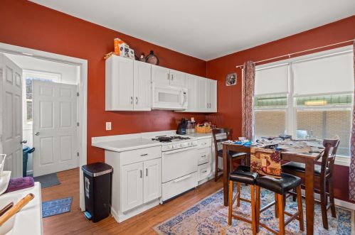 4310 Packard Ave, Cudahy WI 53110-1157 exterior