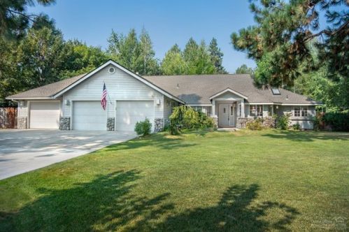61420 Steens Mountain Loop, Bend, OR 97702-2874