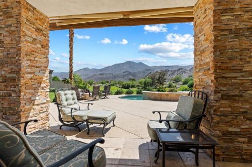 56625 Riviera, La Quinta CA  92253-5014 exterior