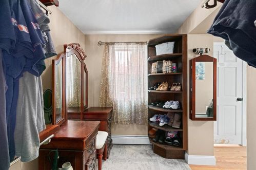 4 Rhode Island Ave, Cumberland RI  02864-5720 exterior