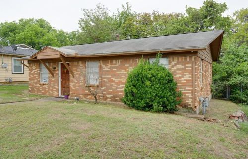620 Boardwalk Ln, Denton, TX 76205-7230