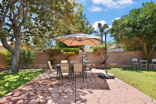 9342 Los Angeles St, Bellflower CA  90706-4446 exterior