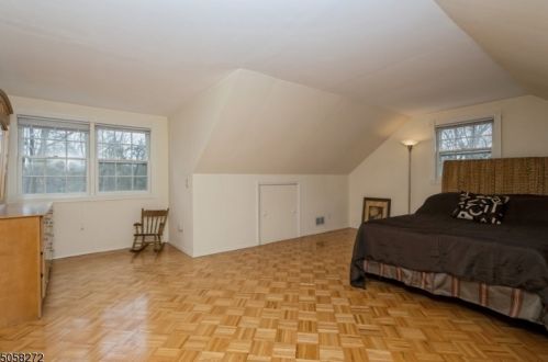 2106 Primrose Ln, Martinsville NJ  08836-2218 exterior