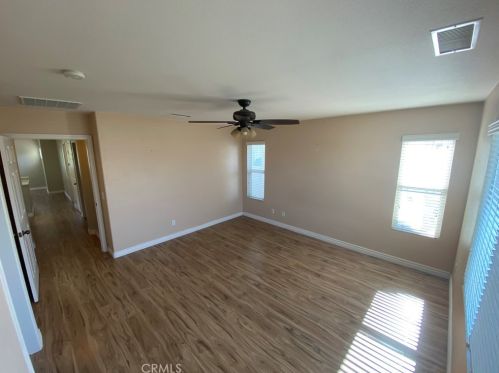 1323 Burdock St, Beaumont CA  92223-8301 exterior