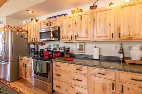 2241 Spaulding Dr, Ely MN  55731-1039 exterior