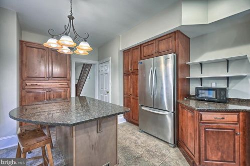 415 College Ave, Lancaster PA  17603-3319 exterior