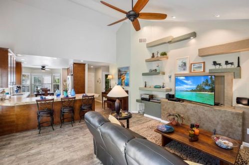 4547 Cordoba Way, Oceanside CA  92056-5102 exterior