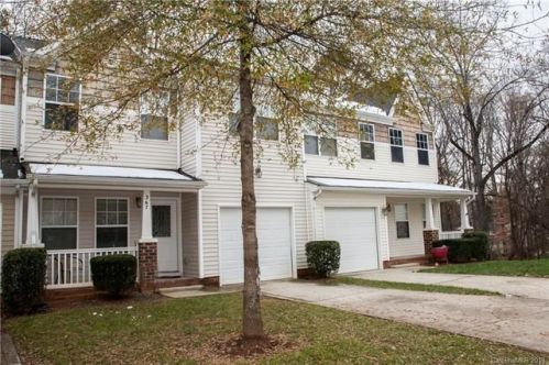 367 Doughton Ln, Charlotte, NC 28217-2272