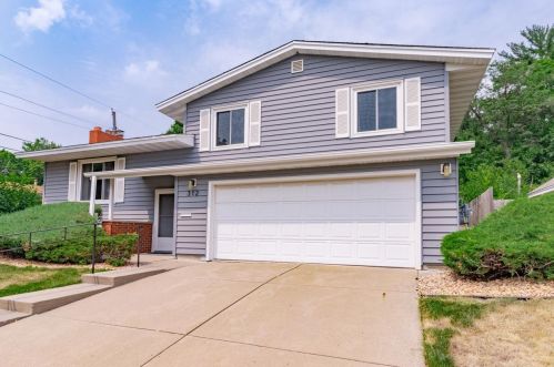 312 59th St, Minneapolis, MN 55419-2311