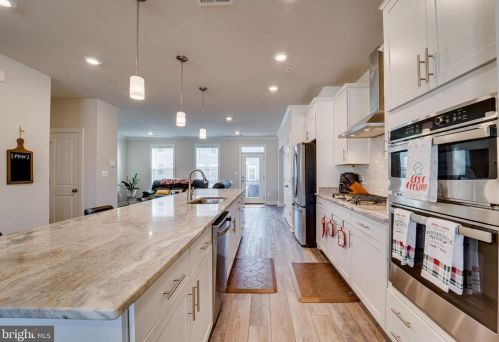 14957 River Walk Way, Woodbridge VA  22191 exterior