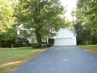 2001 Tina Ct, Schenectady NY  12303-5343 exterior