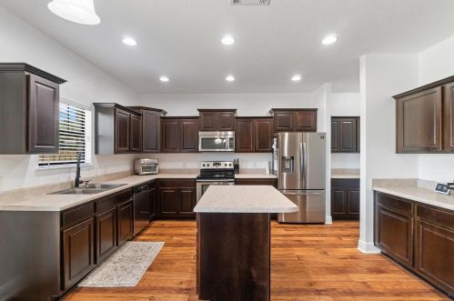 4951 Makenna Cir, Milton FL  32571-1175 exterior