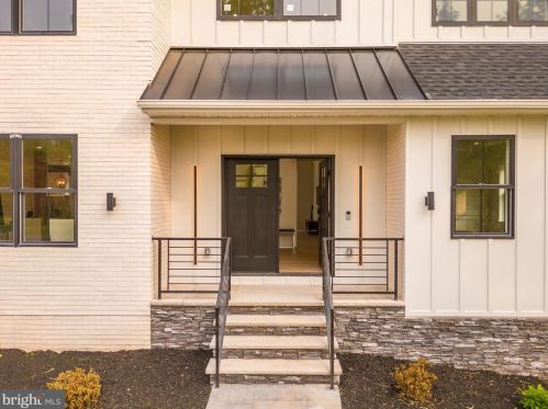 966 Tennis Ave, Prospectville, PA 19002-2311