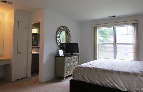 73 Hidden Ridge Dr, Monticello NY  12701-3083 exterior