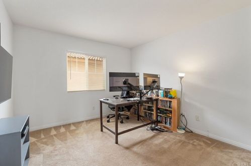 45008 Starina St, Lake Elsinore CA  92532-1515 exterior