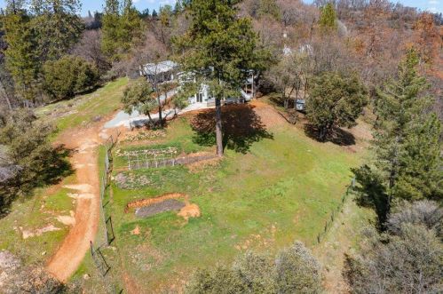 20063 Post Chaise Cir, Grass Valley CA  95949-9585 exterior