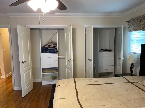 2254 Merokee Pl, North Bellmore NY  11710-3324 exterior