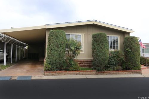 5200 Irvine Blvd, Irvine CA 92620-2013 exterior