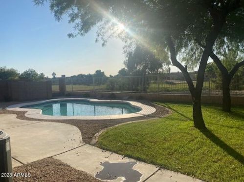 212 124th Ave, Avondale AZ  85323-8049 exterior