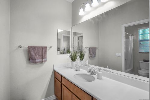 27270 Dayton Ln, Temecula CA  92591-4455 exterior