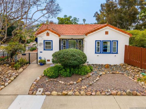 3091 Elm St, San Diego, CA 92102-1449