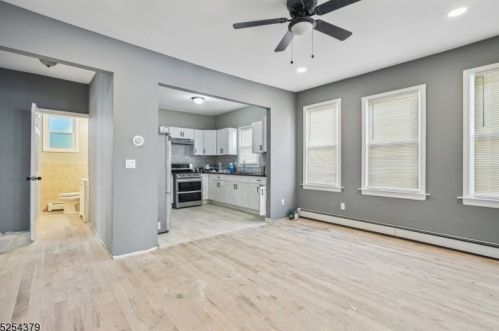 111 38 St, Irvington NJ 07111-1203 exterior