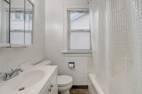 6332 29 Ave, Kenosha WI 53143-6601 exterior