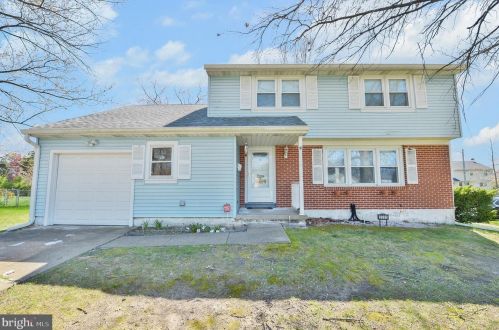 2501 Church Rd, Riverton, NJ 08077-3140