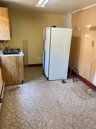 623 Duss Ave, Ambridge PA  15003-2023 exterior