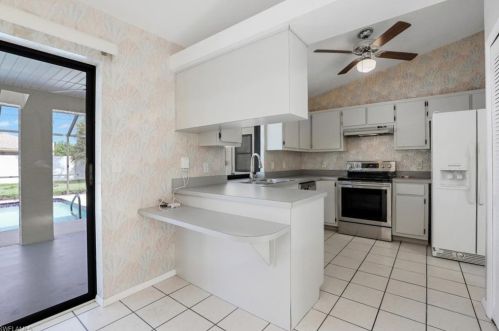 3728 6th Ave, Cape Coral FL  33904-5203 exterior