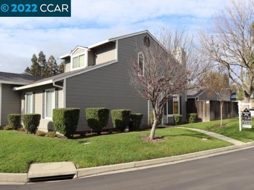 841 Northampton Ct, Vacaville, CA 95687-6802