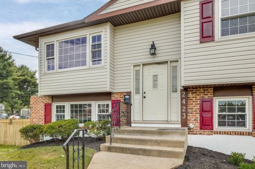 2423 Branch Pike, Riverton NJ  08077-4262 exterior
