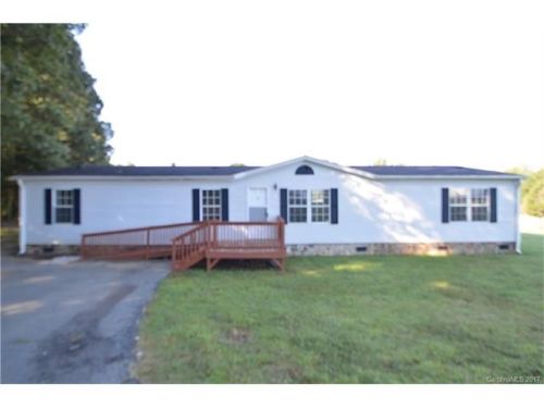 101 Craver Ln, Bells Cross Roads, NC 28166-7713