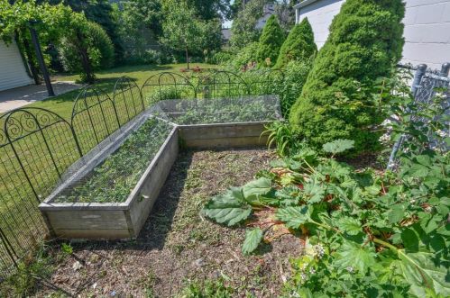 1911 Norwich Ave, Milwaukee WI 53235-4733 exterior